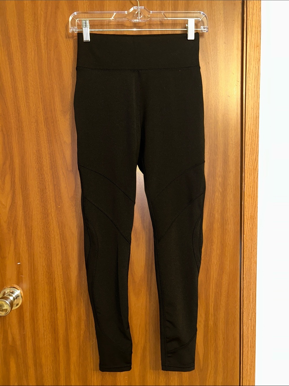 New POP Fit Leggings size small